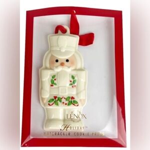 Lenox Holiday Nutcracker Cookie Press